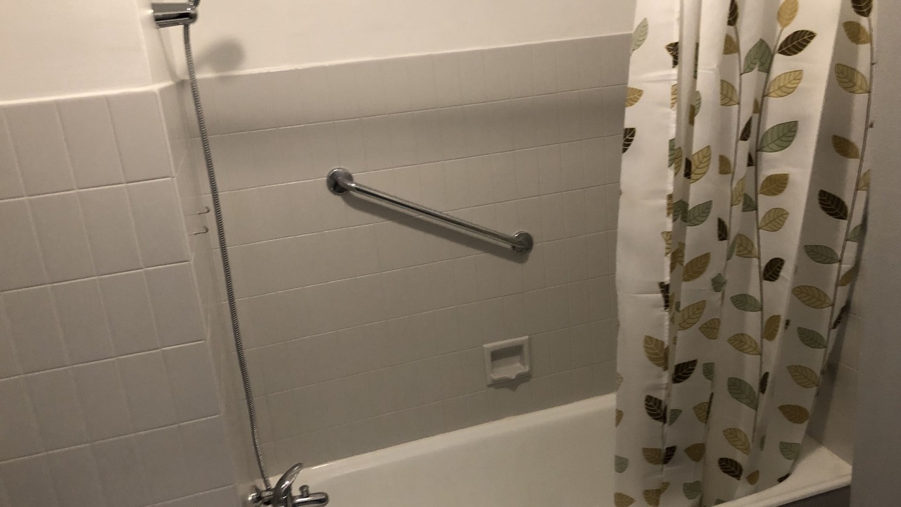 Photo of Bathroom in Couronne Urbaine