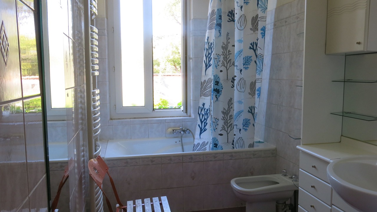 Photo of Bathroom in Montolivet