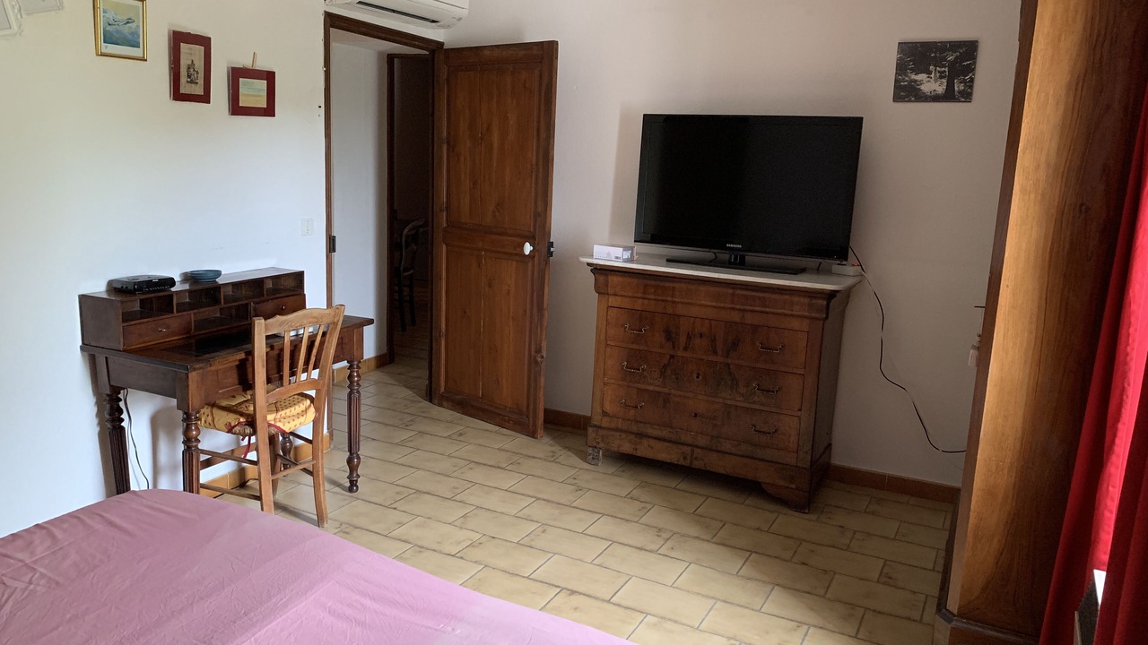 Photo of Bedroom in La Couronne