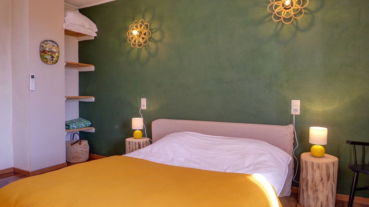 Photo of Bedroom in Suze-la-Rousse