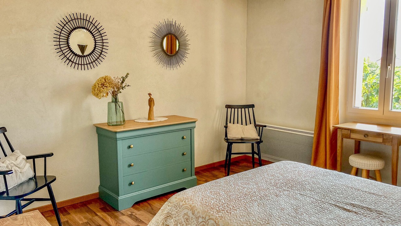 Photo of Bedroom in Suze-la-Rousse