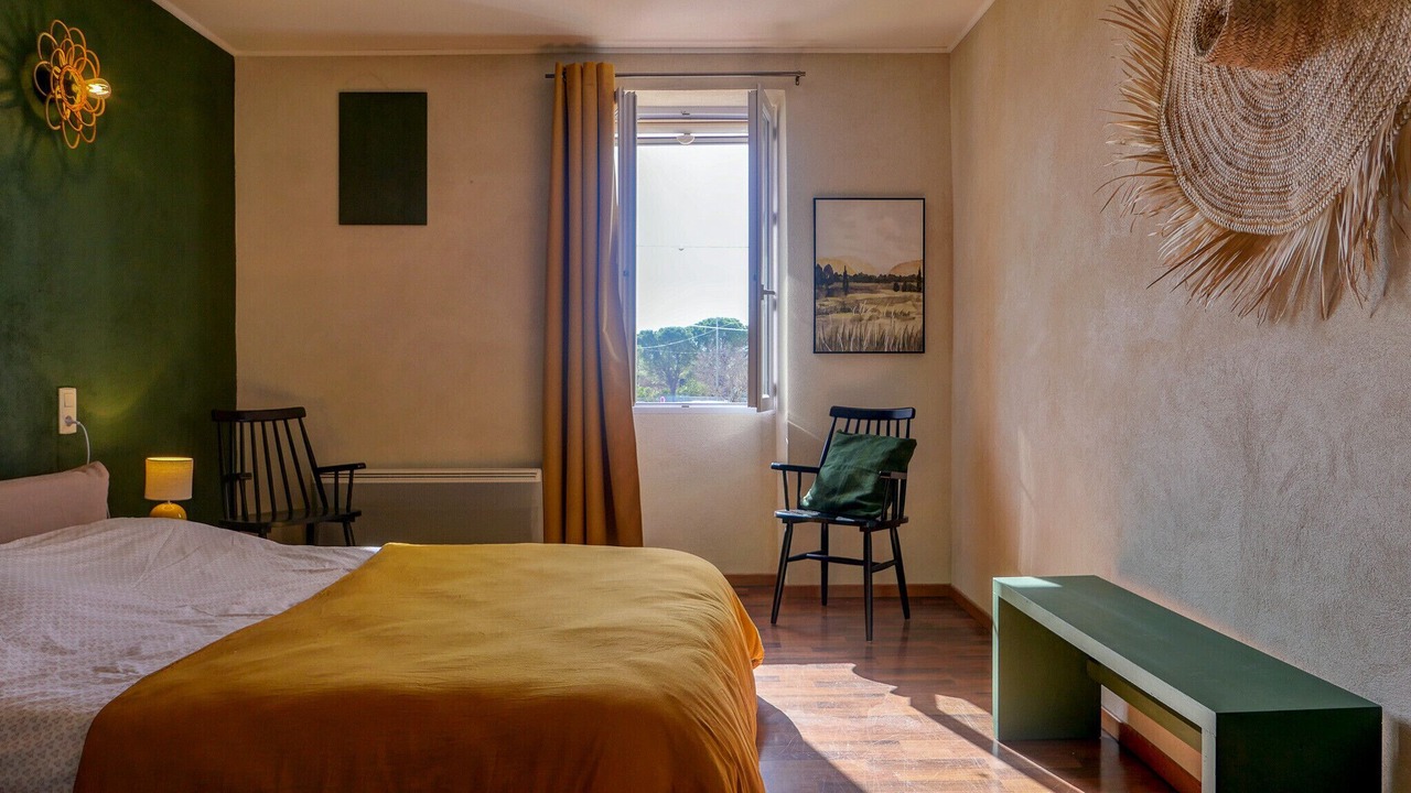 Photo of Bedroom in Suze-la-Rousse