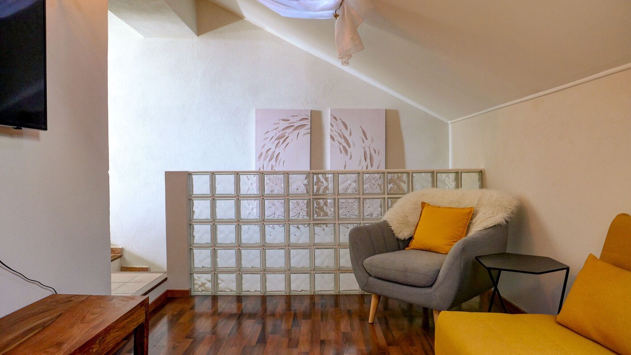 Photo of Livingroom in Suze-la-Rousse