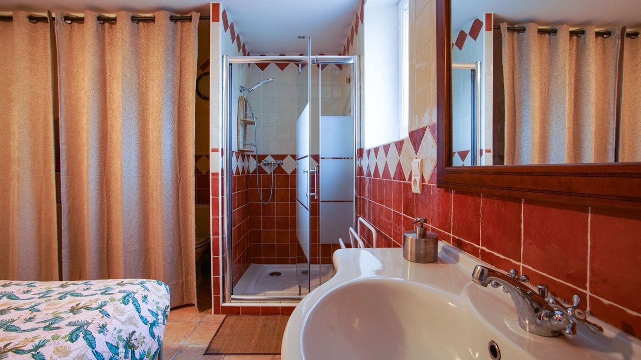 Photo of Bathroom in Courthezon