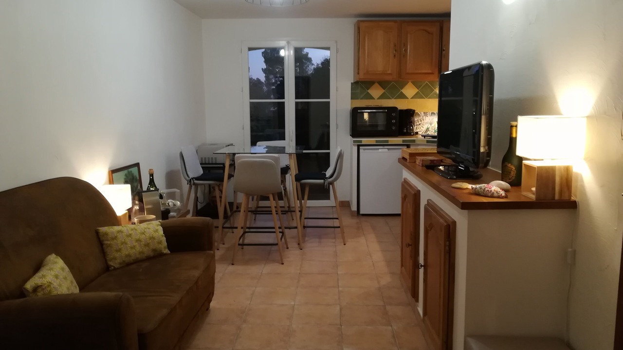 Photo of Livingroom in Courthezon