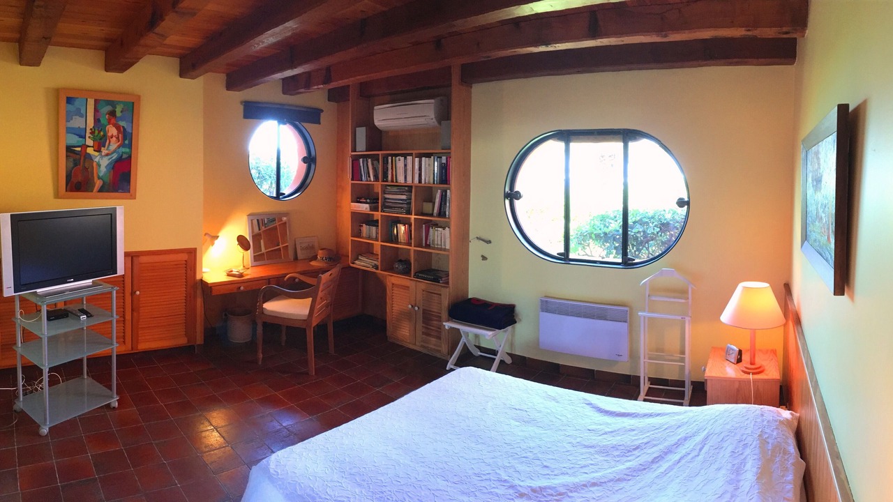 Photo of Bedroom in Porquerolles