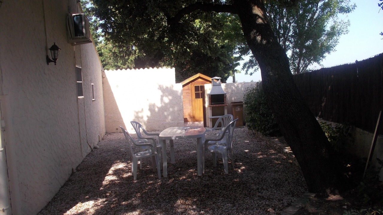 Photo of Outdoor in Chateauneuf-de-Gadagne