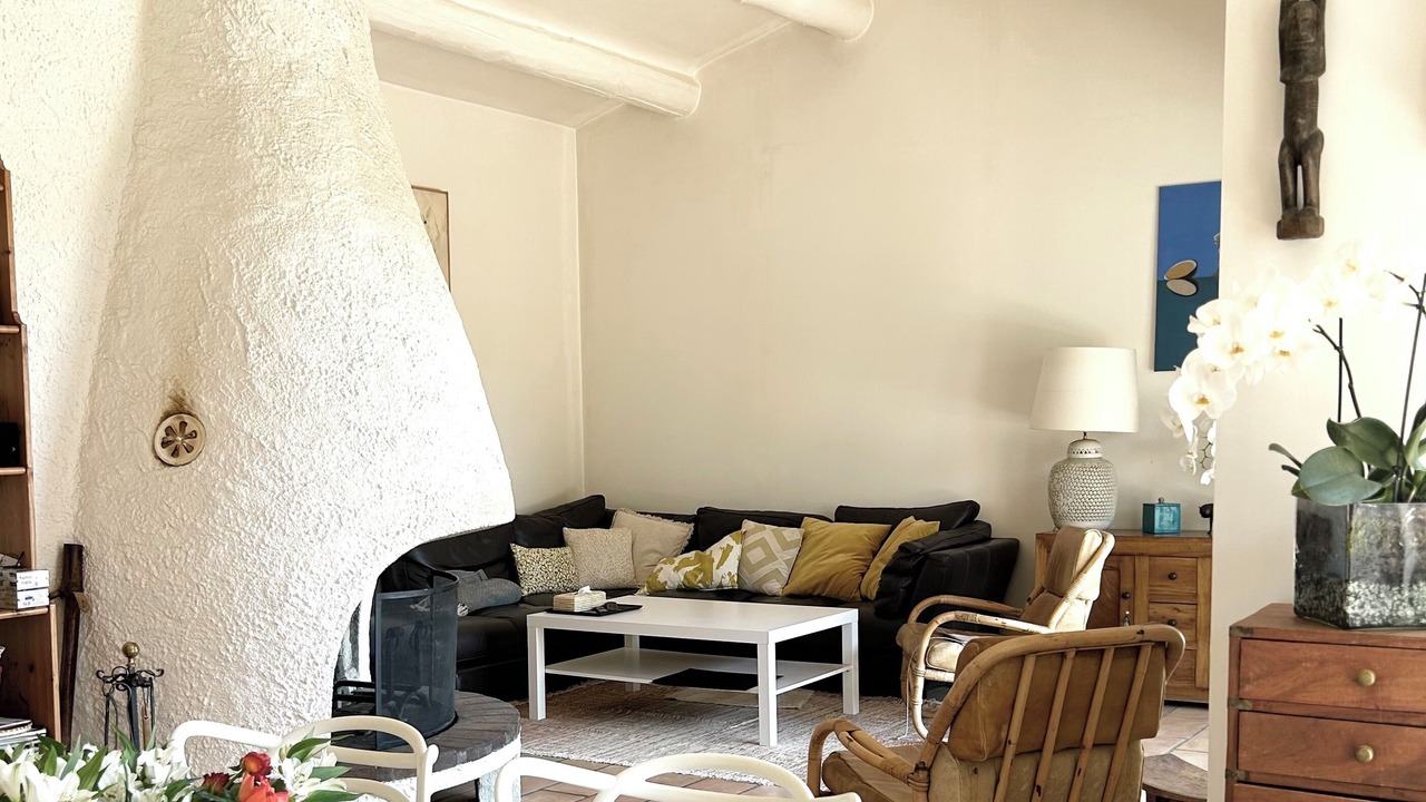 Photo of Livingroom in Eguilles