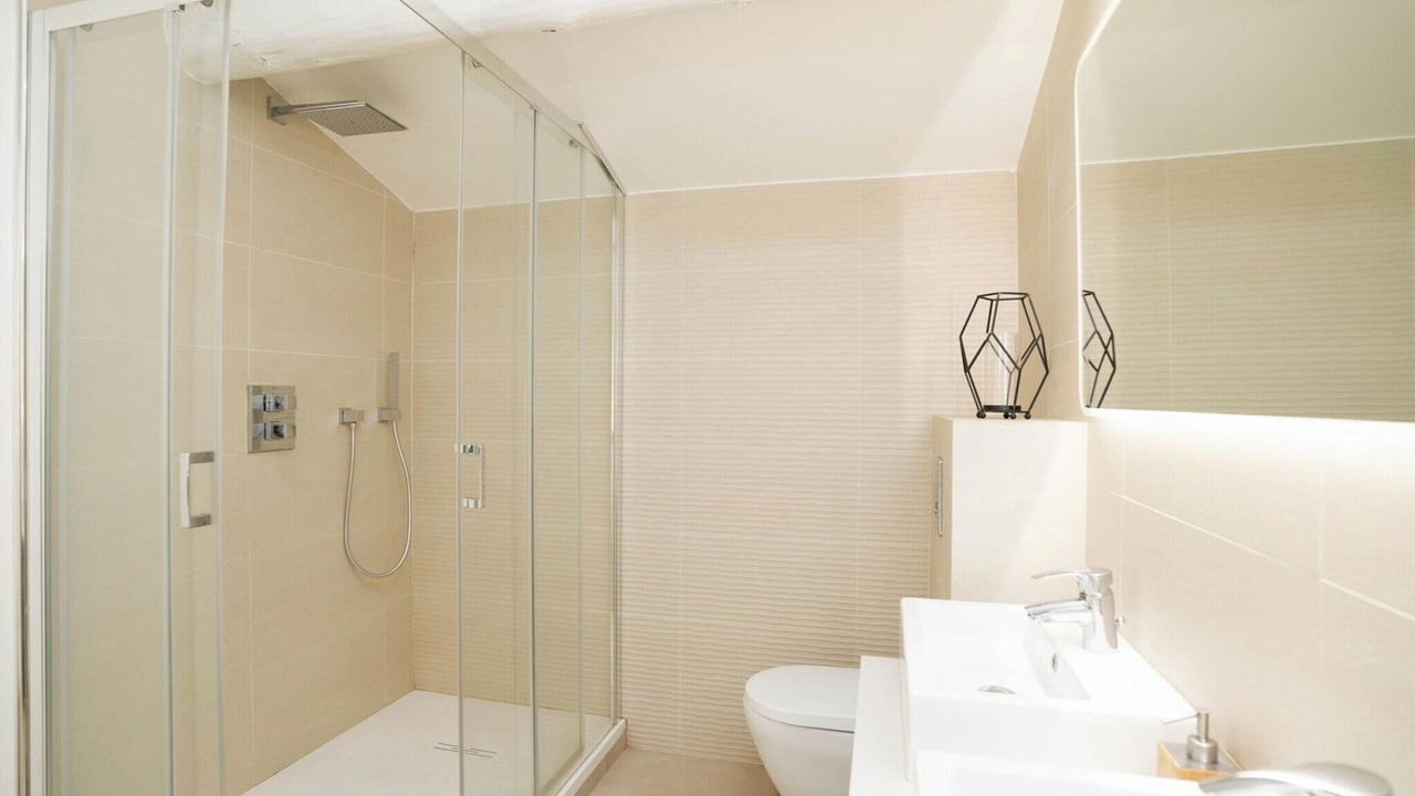Photo of Bathroom in Saint-Marc-Jaumegarde
