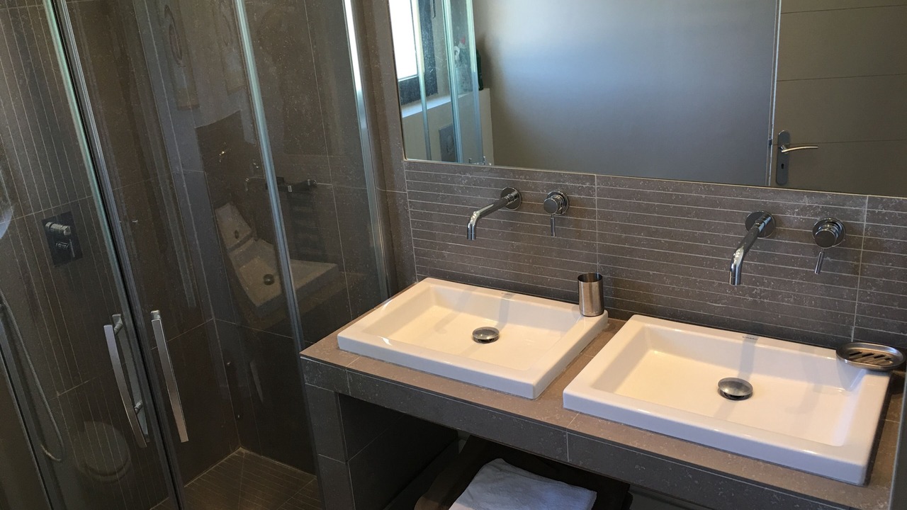 Photo of Bathroom in Cairanne