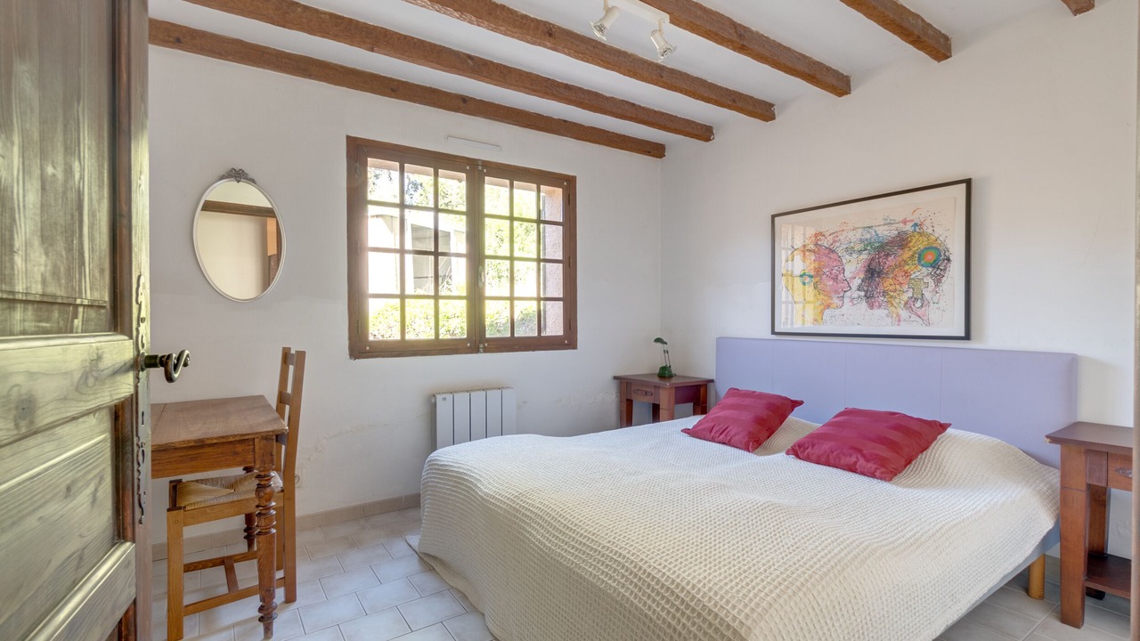 Photo of Bedroom in Flayosc