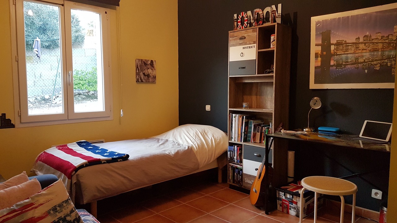Photo of Bedroom in Beaucaire