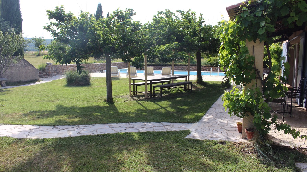 Photo of Outdoor in Simiane-la-Rotonde