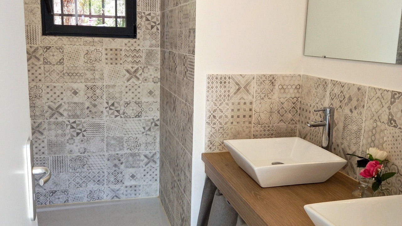 Photo of Bathroom in St.-Remy-de-Provence