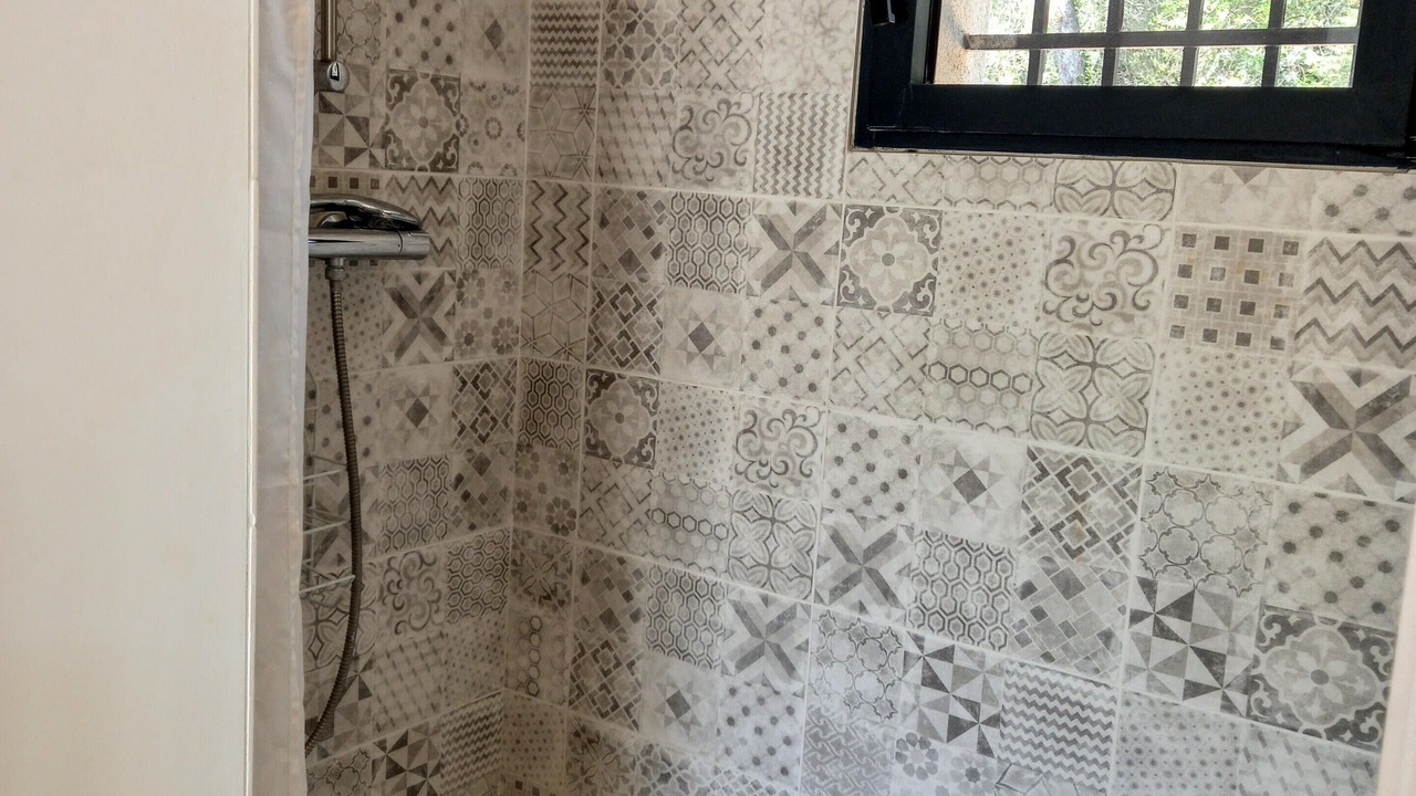 Photo of Bathroom in St.-Remy-de-Provence