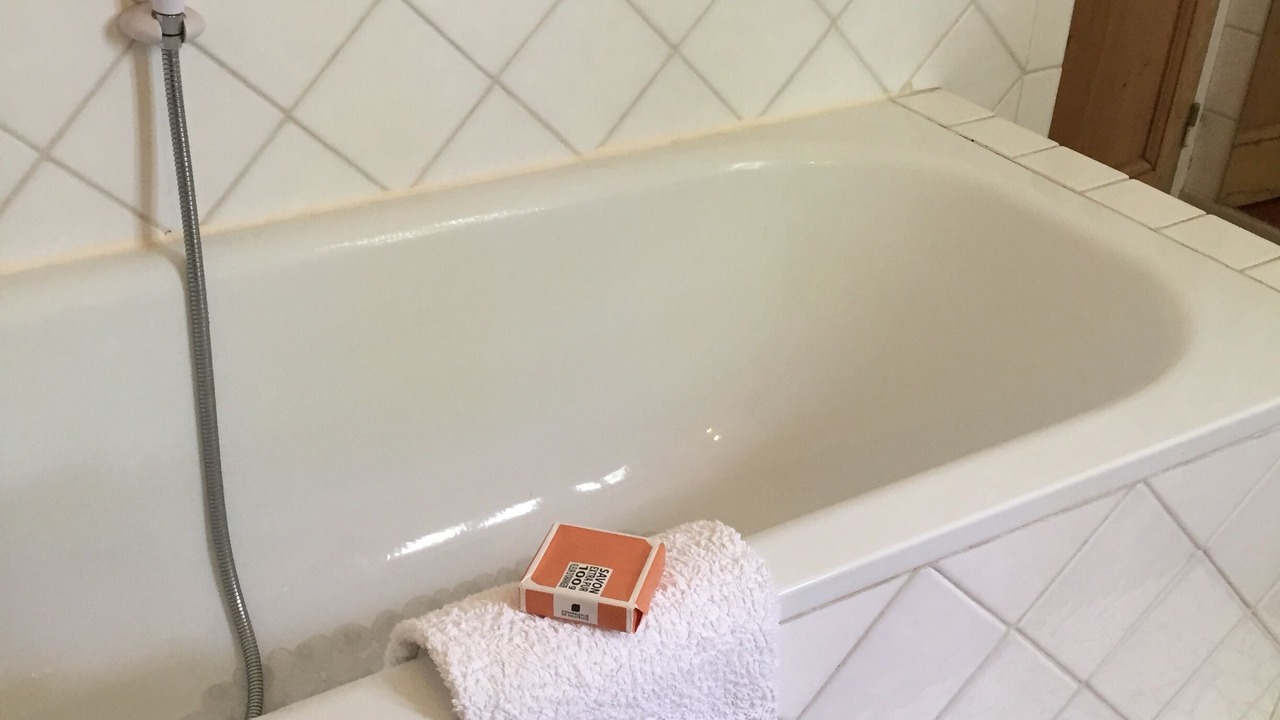 Photo of Bathroom in Orange