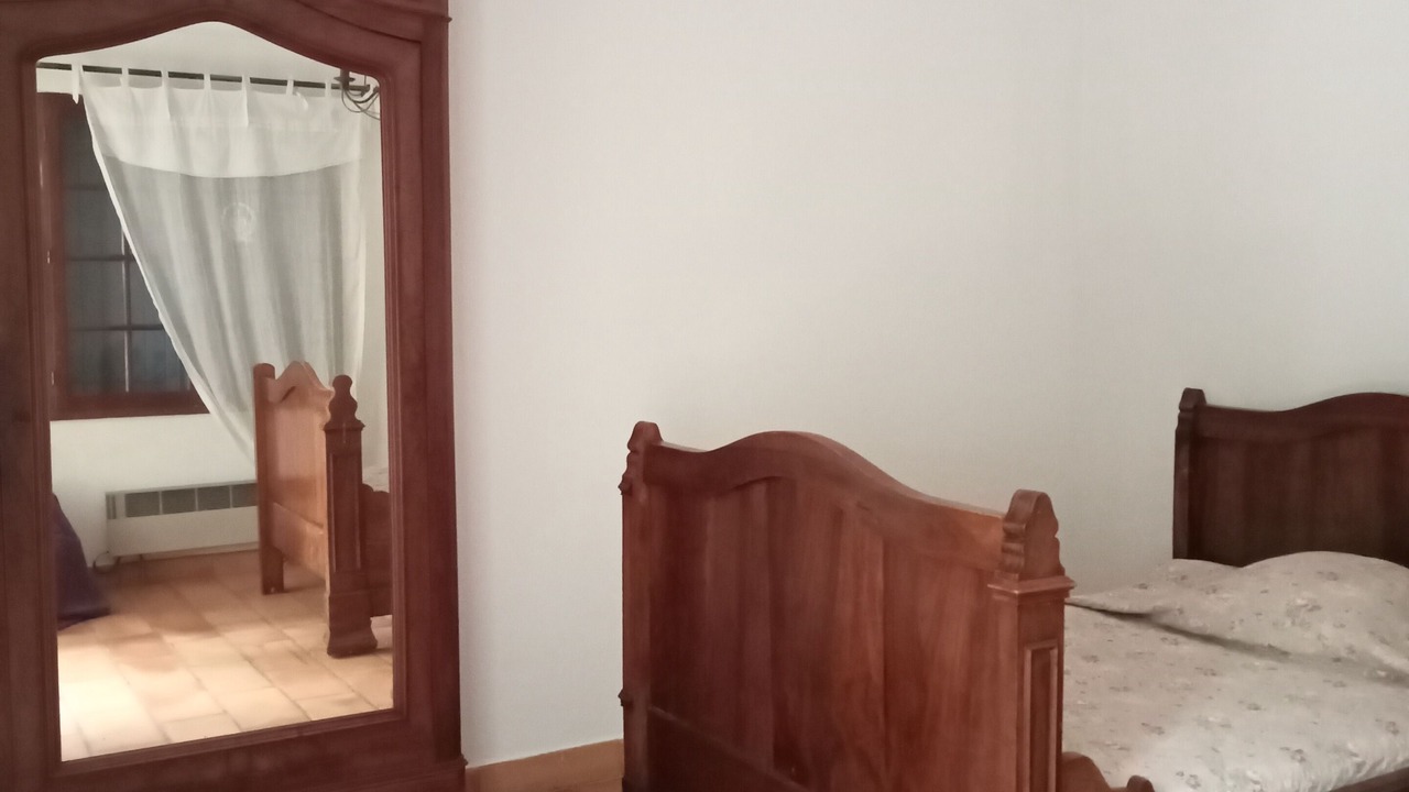 Photo of Bedroom in Entraigues-sur-la-Sorgue