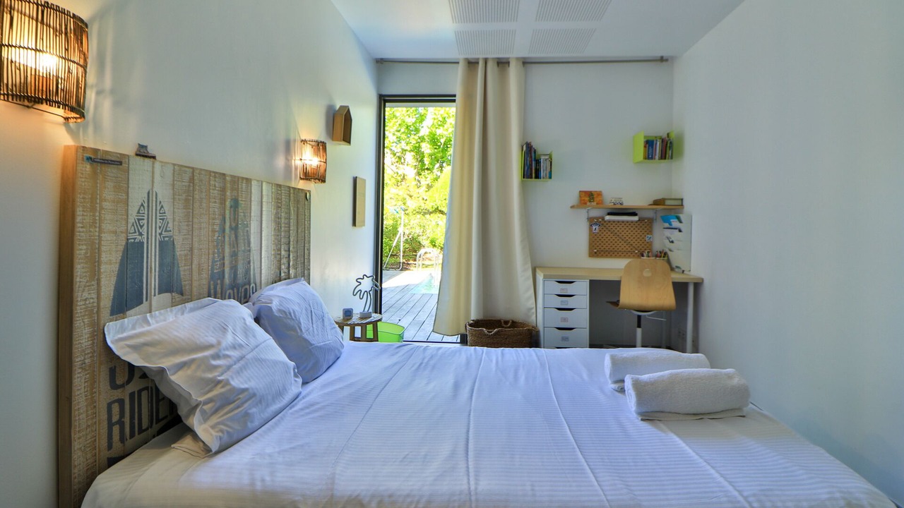 Photo of Bedroom in Les Baumettes