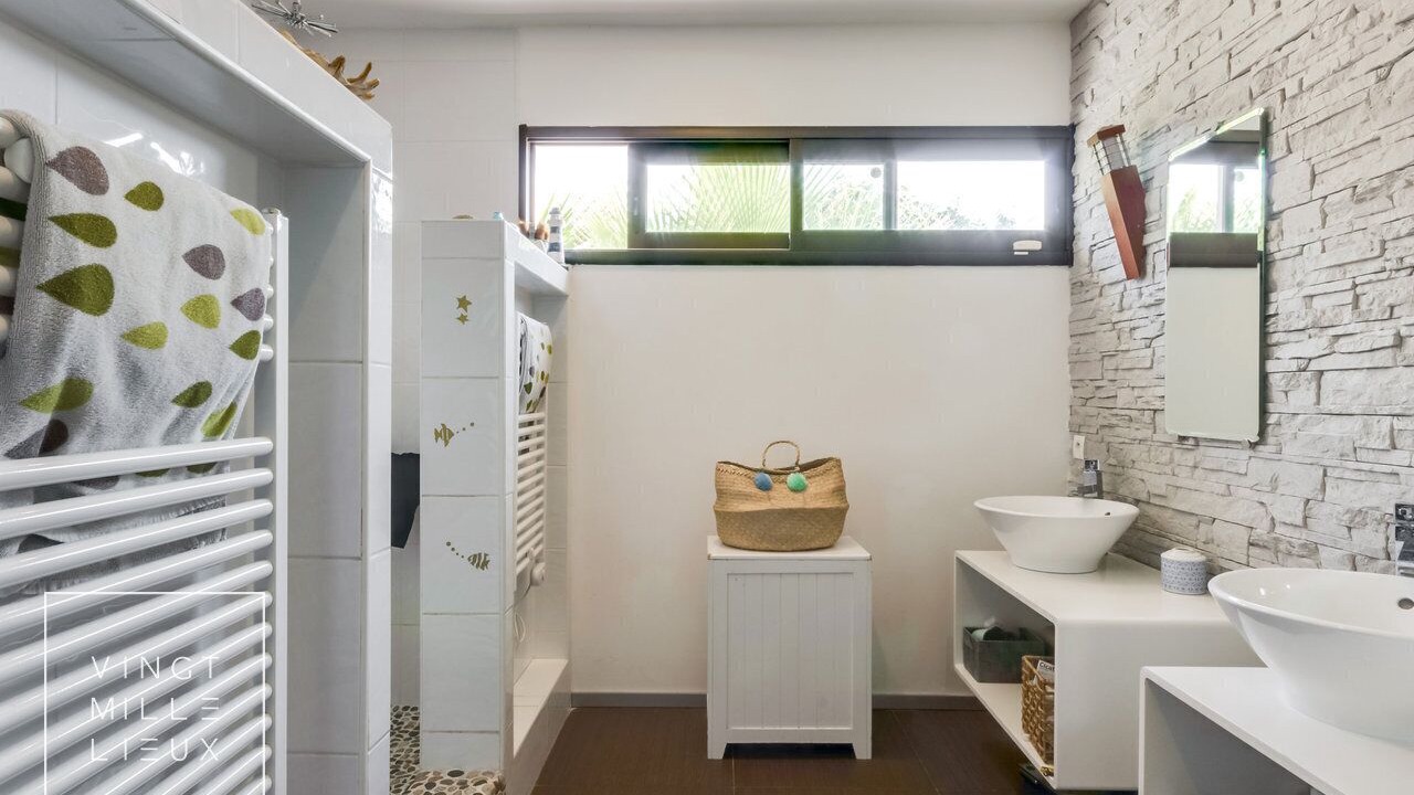 Photo of Bathroom in Les Baumettes