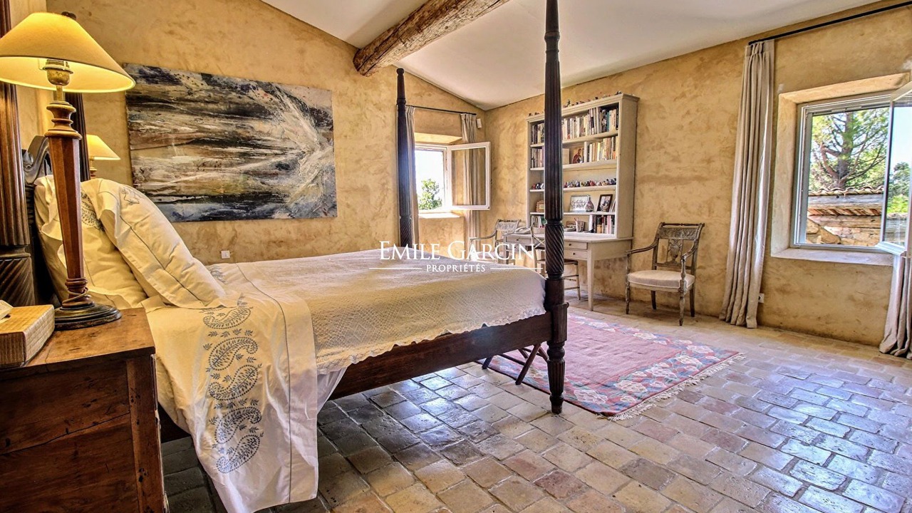 Photo of Bedroom in La Bastide-des-Jourdans
