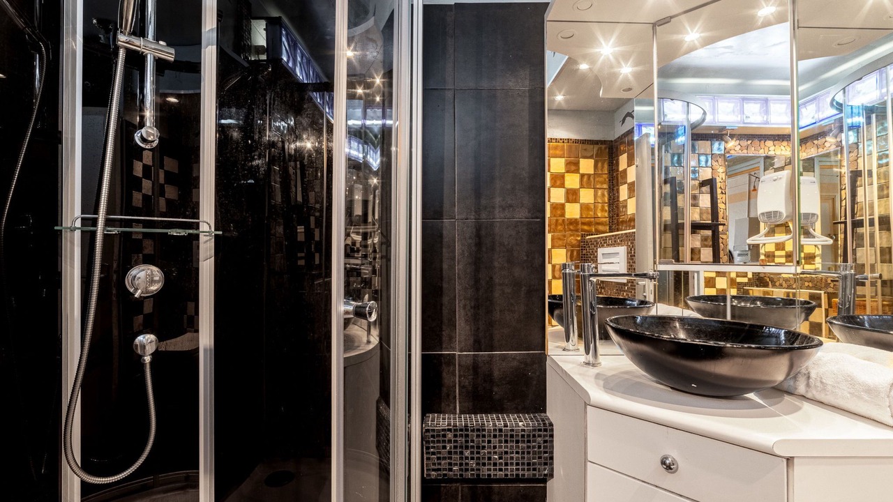 Photo of Bathroom in Cogolin