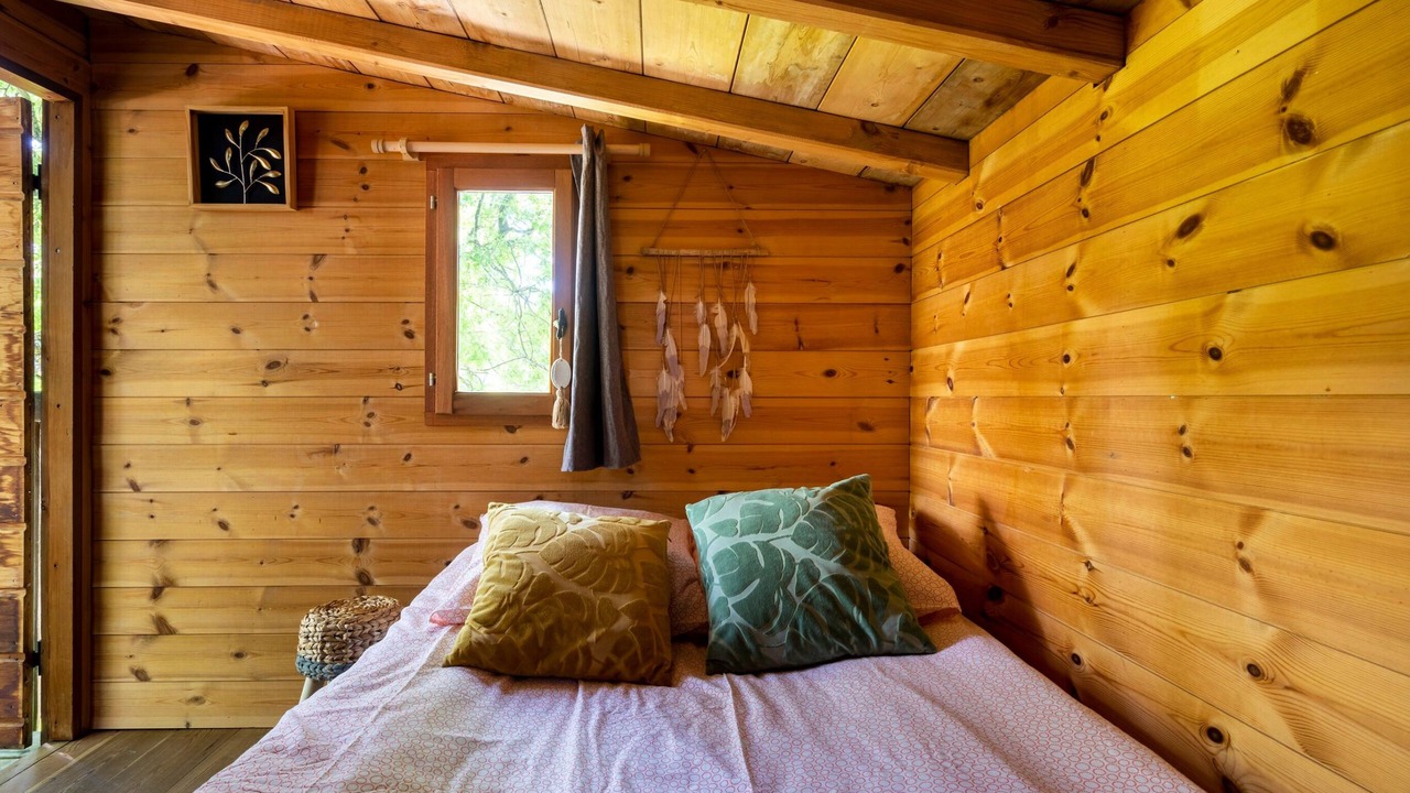 Photo of Bedroom in Oppede