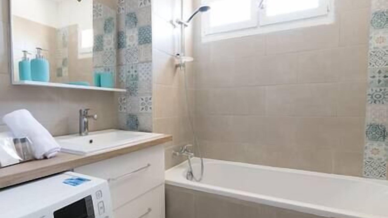 Photo of Bathroom in Avignon