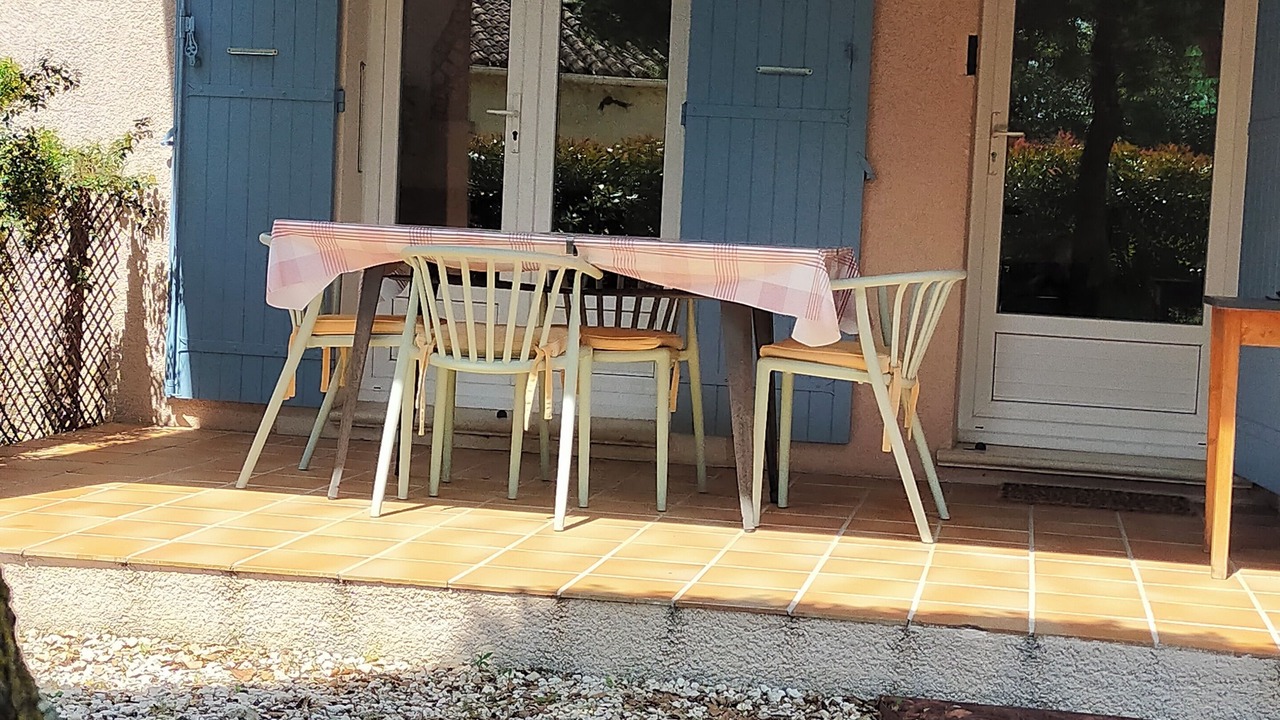 Photo of Outdoor in Grillon