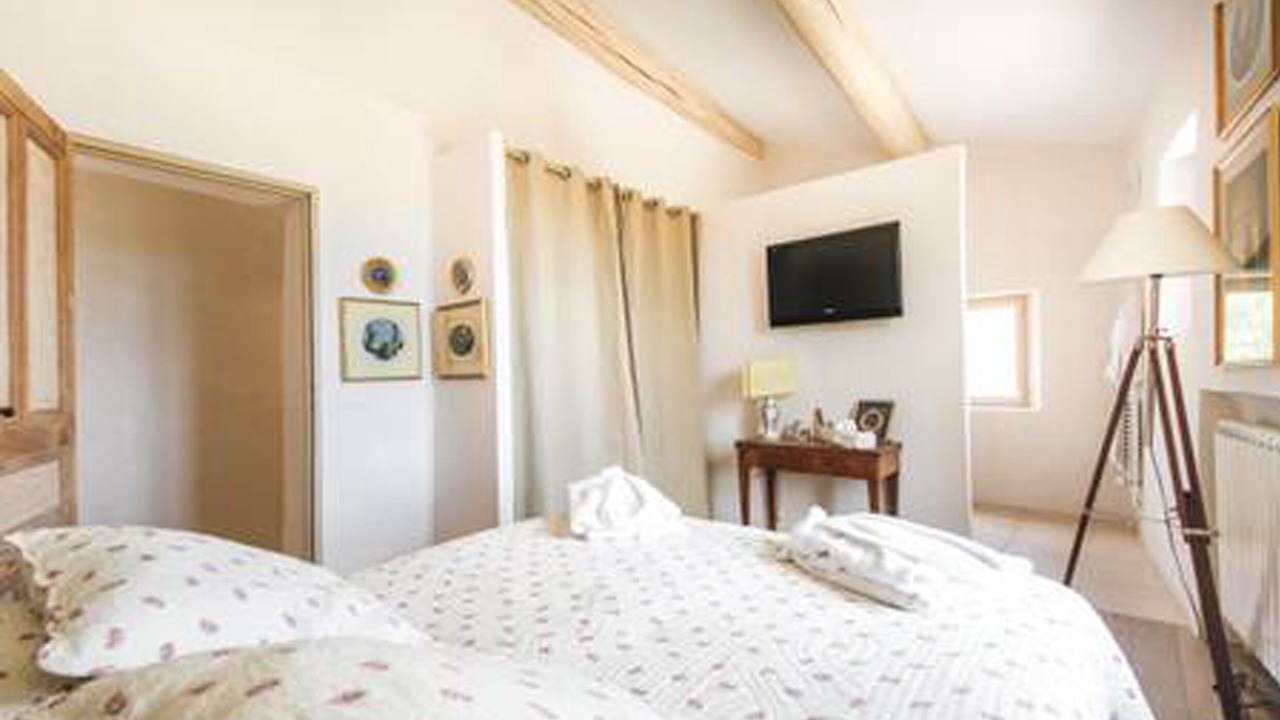 Photo of Bedroom in Saint-Saturnin-les-Apt