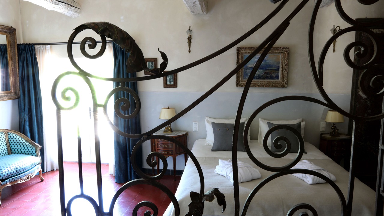 Photo of Bedroom in Orange