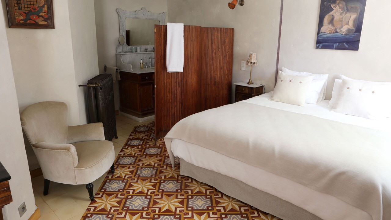 Photo of Bedroom in Orange
