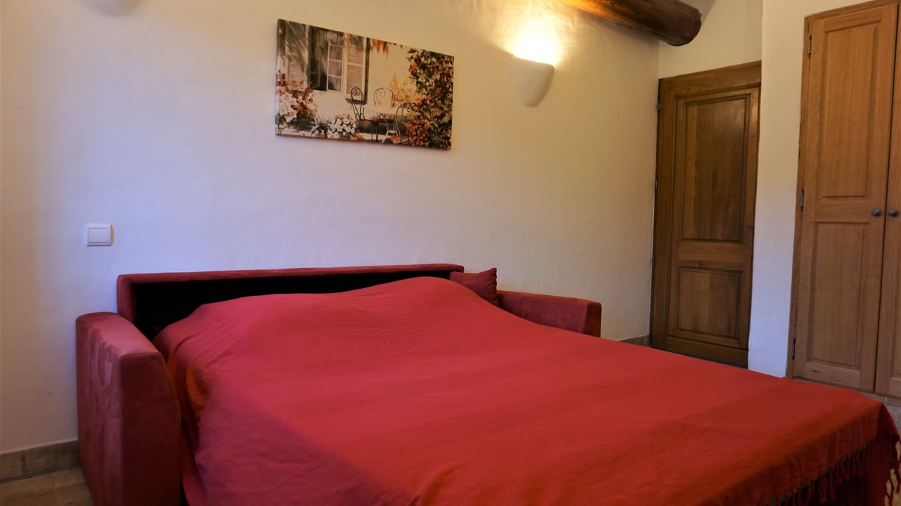 Photo of Bedroom in Simiane-la-Rotonde