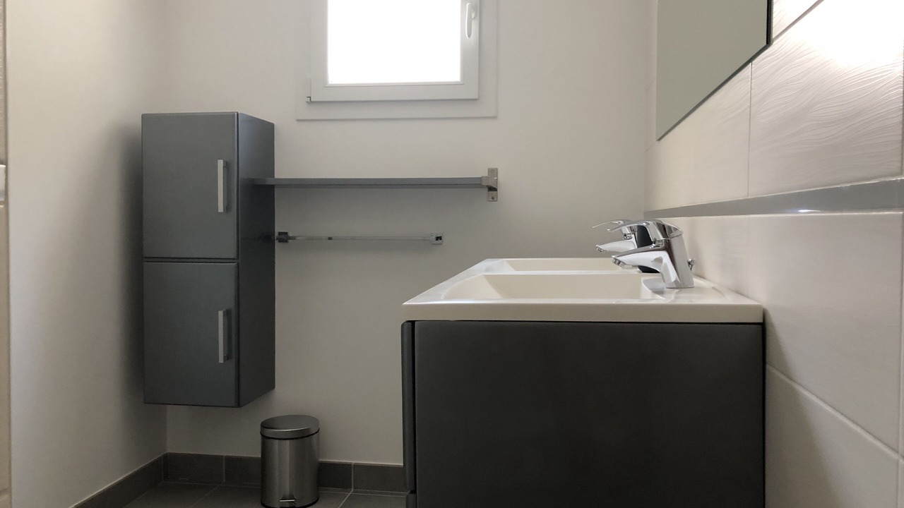 Photo of Bathroom in Bedarrides