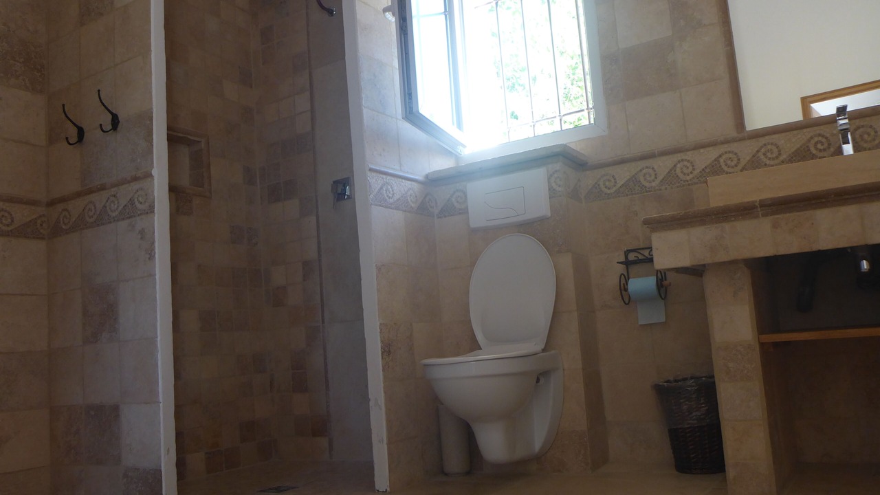 Photo of Bathroom in Velleron