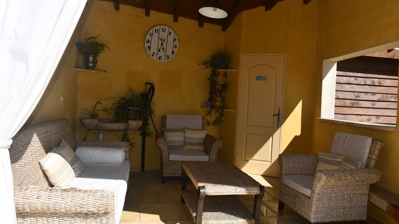 Photo of Patio Balcony in Velleron