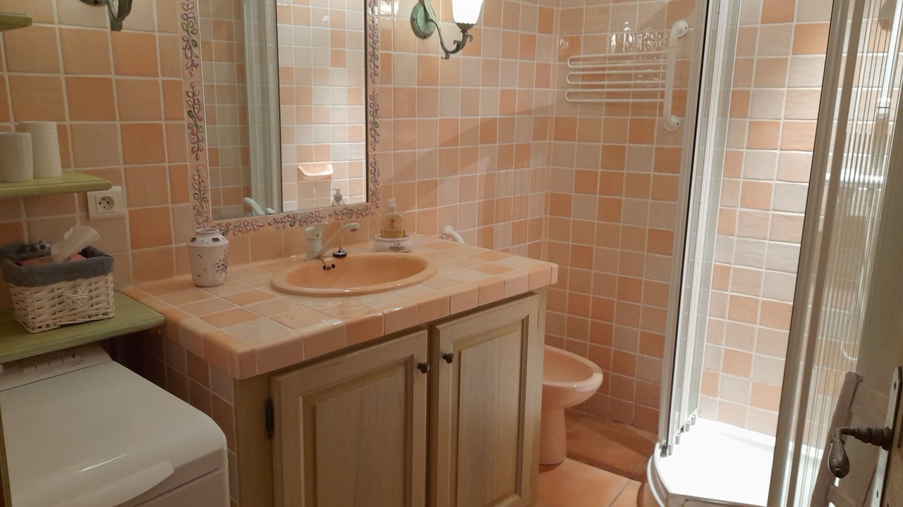 Photo of Bathroom in Sainte-Croix-du-Verdon