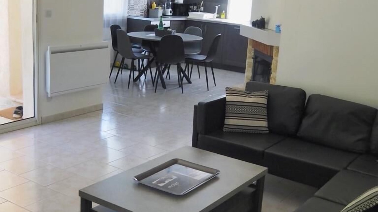 Photo of Livingroom in Dauphin