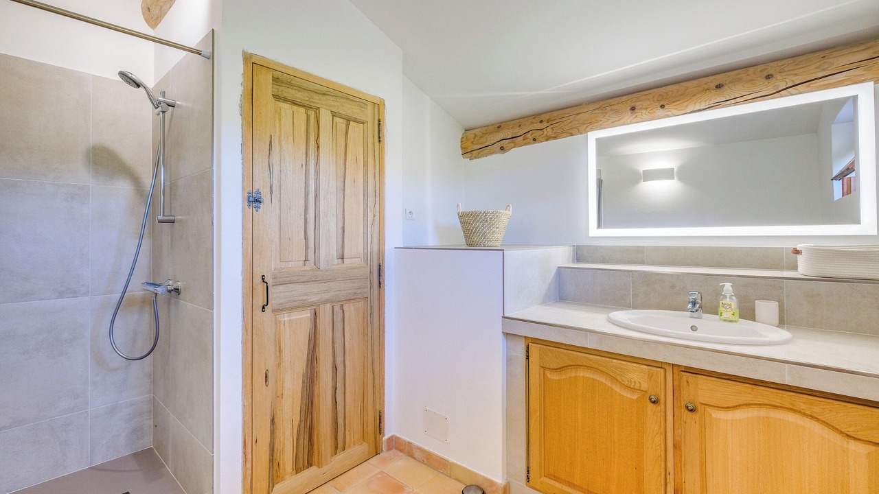 Photo of Bathroom in Bonnieux