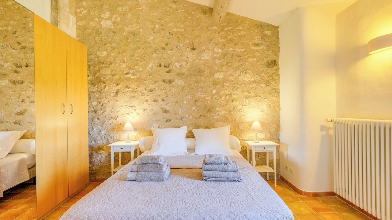 Photo of Bedroom in Bonnieux
