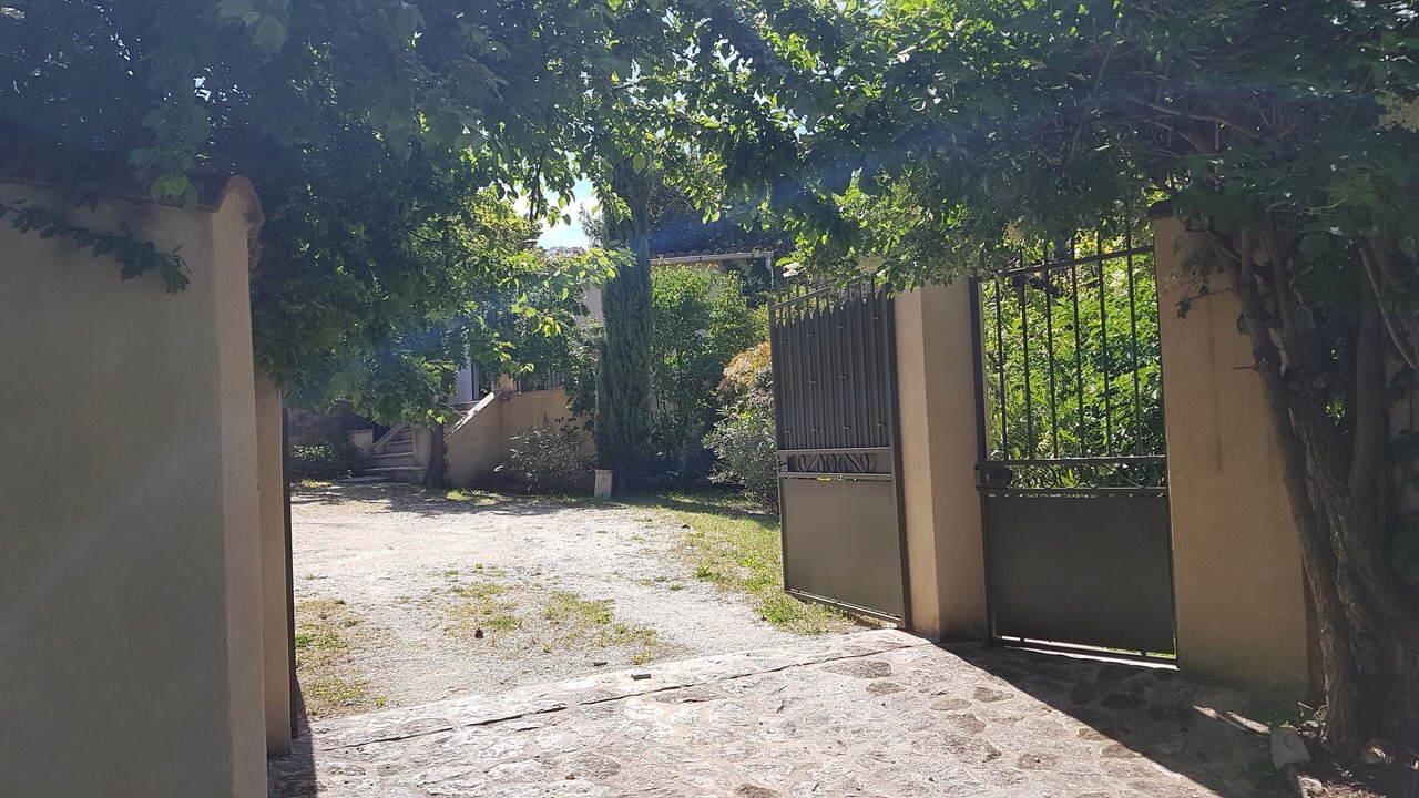 Photo of Outdoor in La Roche-sur-le-Buis