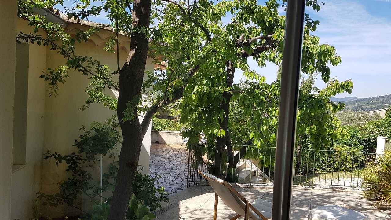 Photo of Patio Balcony in La Roche-sur-le-Buis