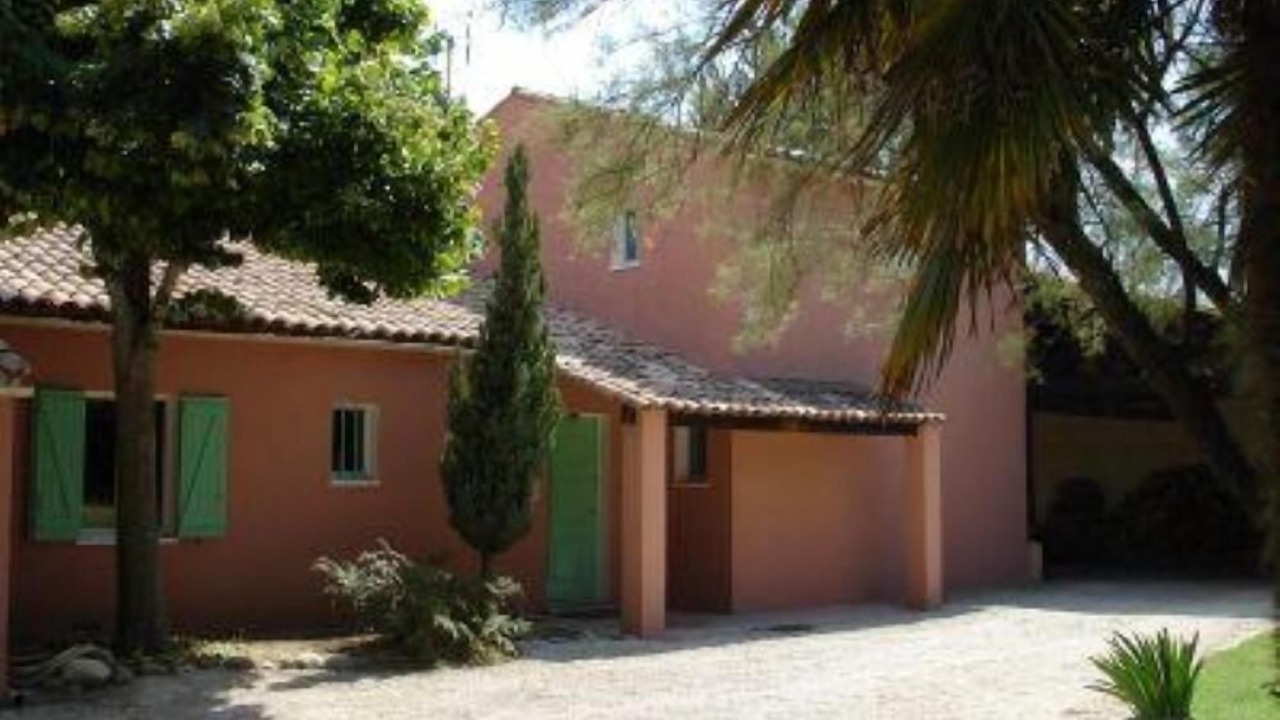 Photo of Outdoor in La Tour-d'Aigues