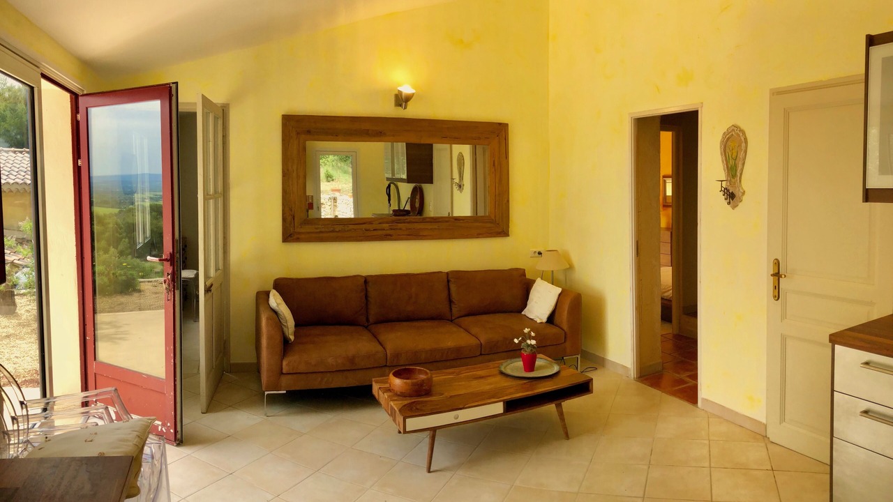 Photo of Livingroom in Saint-Hippolyte-le-Graveyron