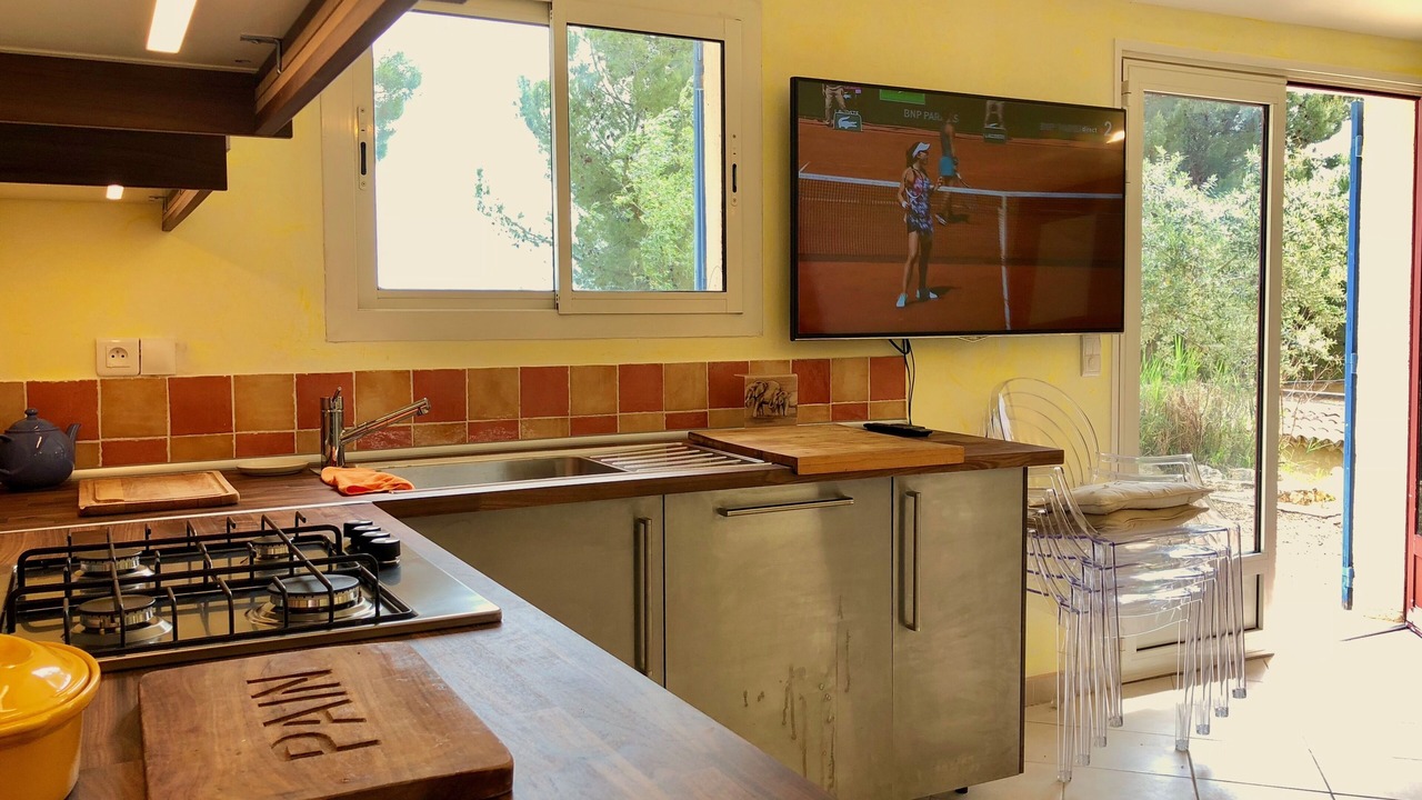 Photo of Kitchen in Saint-Hippolyte-le-Graveyron