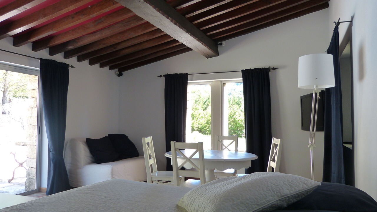Photo of Bedroom in Saignon