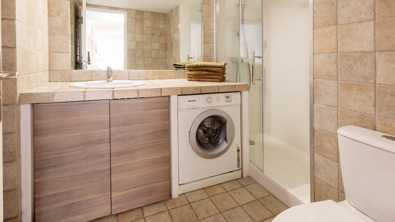 Photo of Bathroom in Cassis