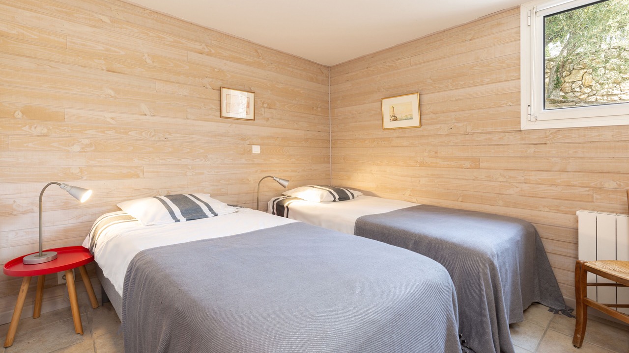Photo of Bedroom in Cassis