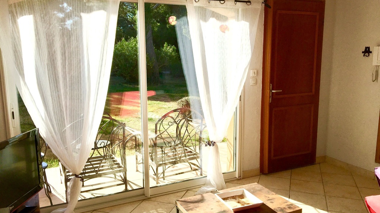 Photo of Livingroom in Saint-Saturnin-les-Avignon