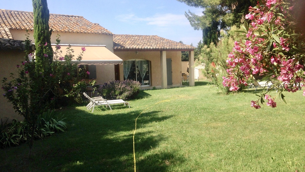 Photo of Outdoor in Saint-Saturnin-les-Avignon