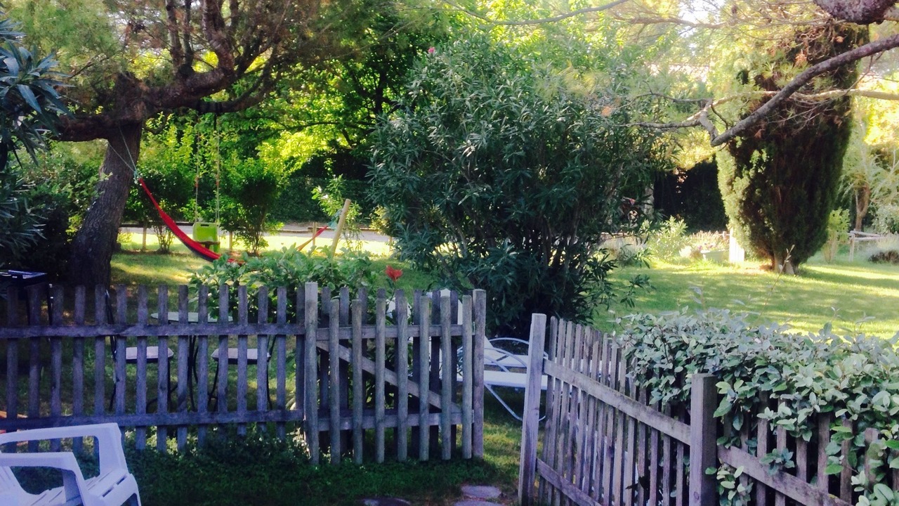 Photo of Outdoor in Saint-Saturnin-les-Avignon